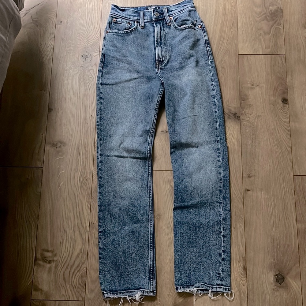 A&F jeans Ultra high rise straight